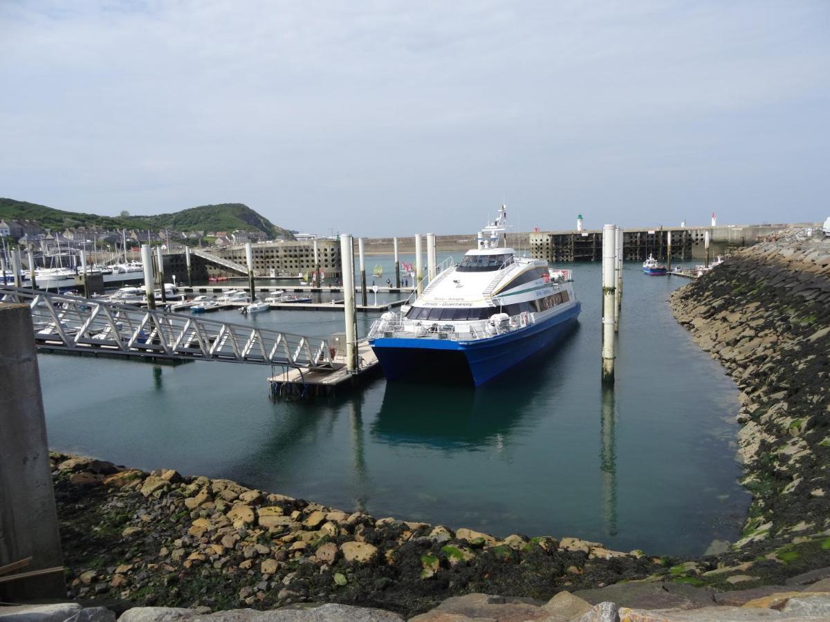 Gite "Rose Des Sables" - 800M De La Plage De Surtainville, Proche Commerces - Piscine En Juillet Et Aout Zimmer foto
